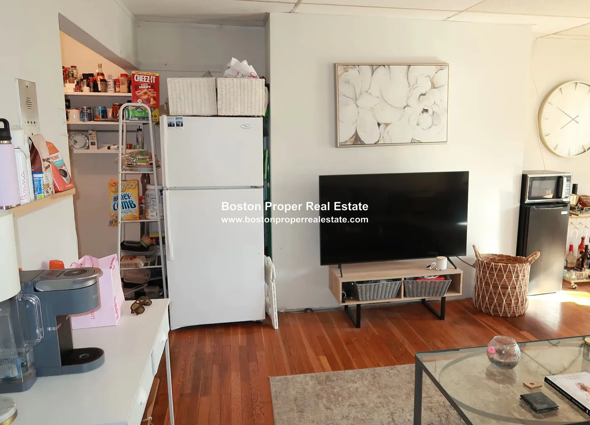 3 bed, 1 bath apartment for rent at 36 Fairfield St Unit 8, Back Bay — photo 5 of 15