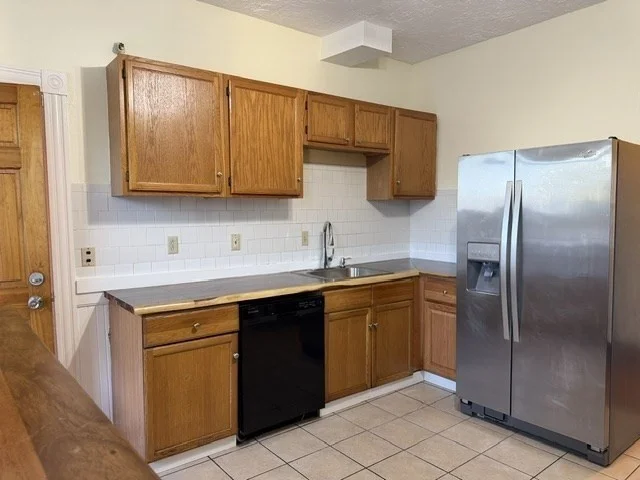 3 bed, 1 bath apartment for rent at 36 Fairmount Unit 2, Dorchester — photo 10 of 16