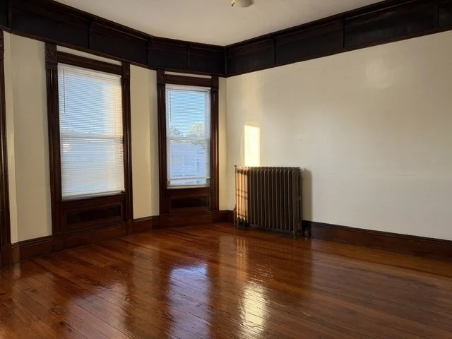 3 bed, 1 bath apartment for rent at 36 Fairmount Unit 2, Dorchester — photo 4 of 16