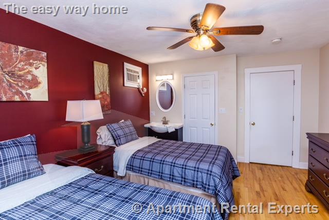 3 bed, 2 bath apartment for rent at 36 Florence St Unit 1, Sullivan Square — photo 3 of 8