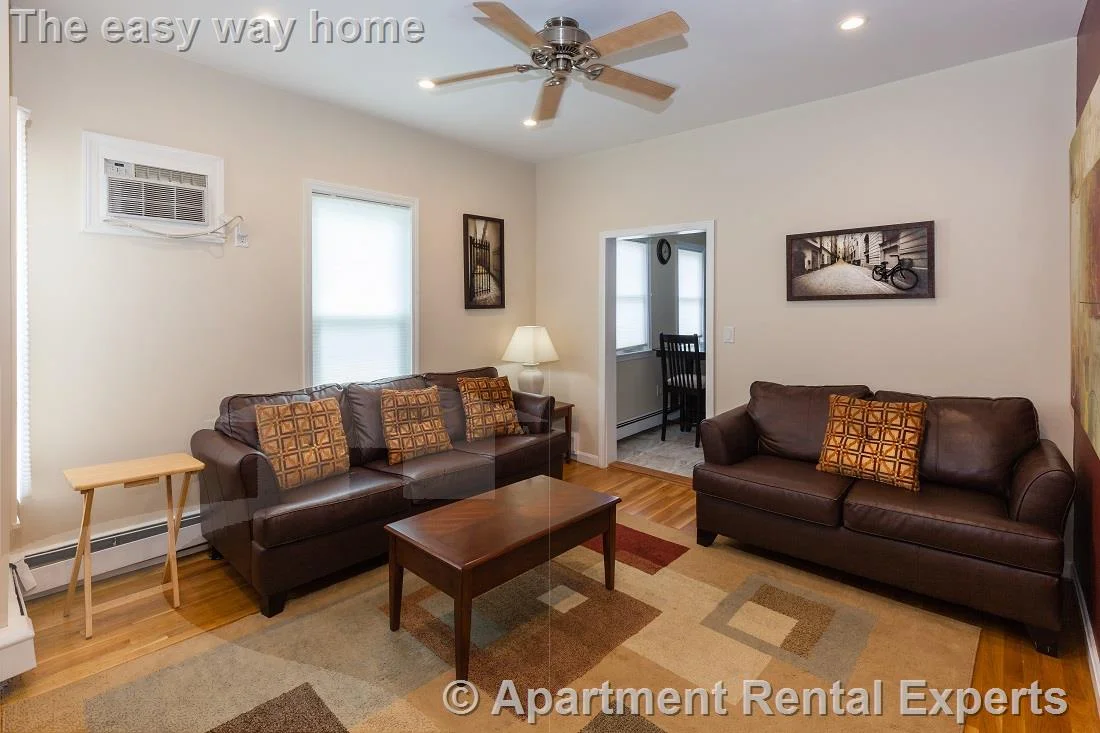 2 bed, 2 bath apartment for rent at 36 Florence St Unit 2, Sullivan Square — photo 3 of 10