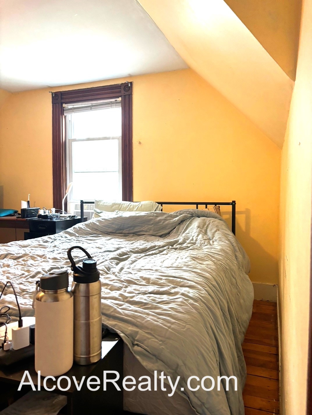 4 bed, 2 bath apartment for rent at 36 Foskett St Unit 2, Powder House Square — photo 12 of 16