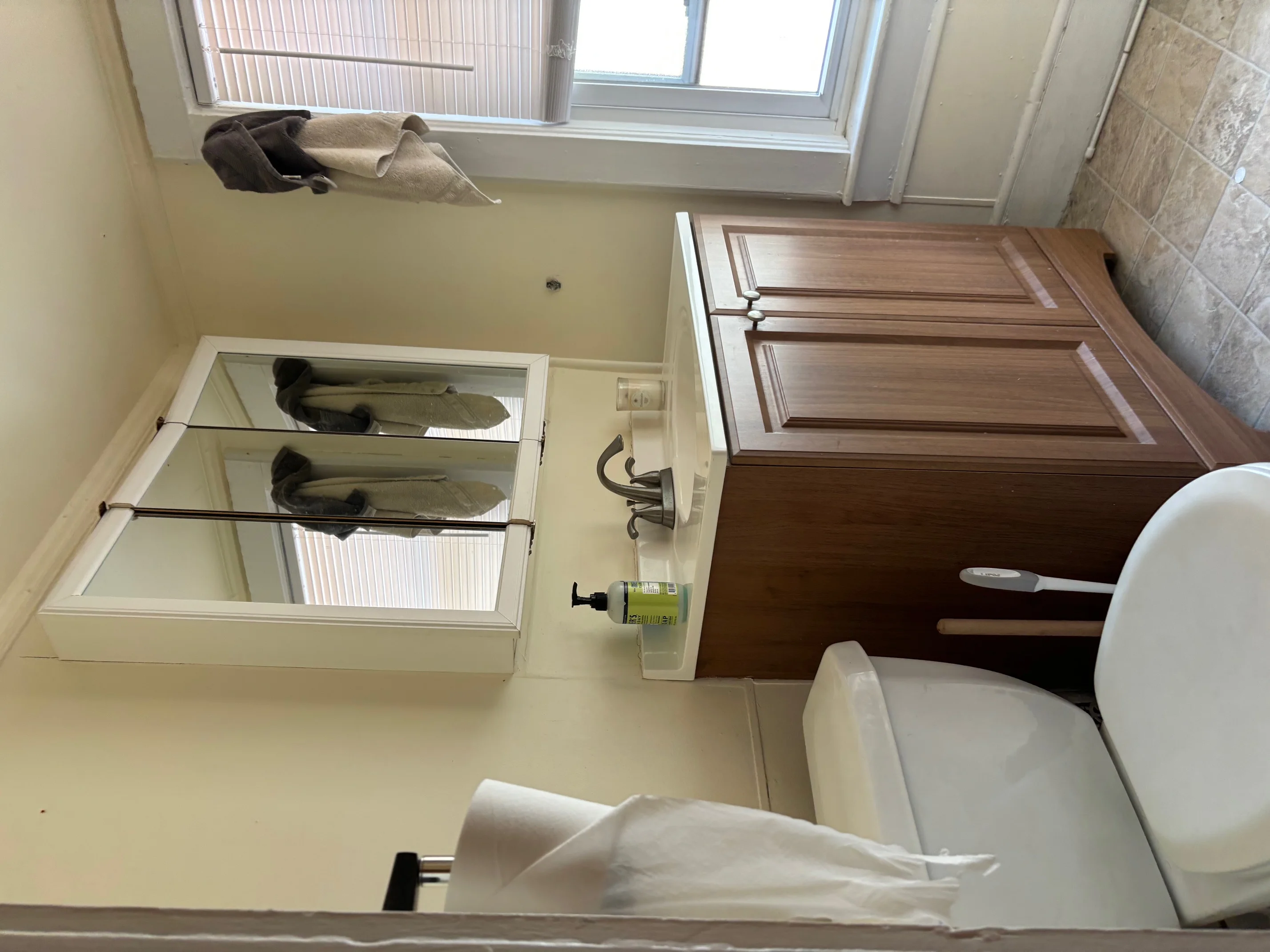 4 bed, 2 bath apartment for rent at 36 Foskett St Unit 2a, Powder House Square — photo 27 of 33