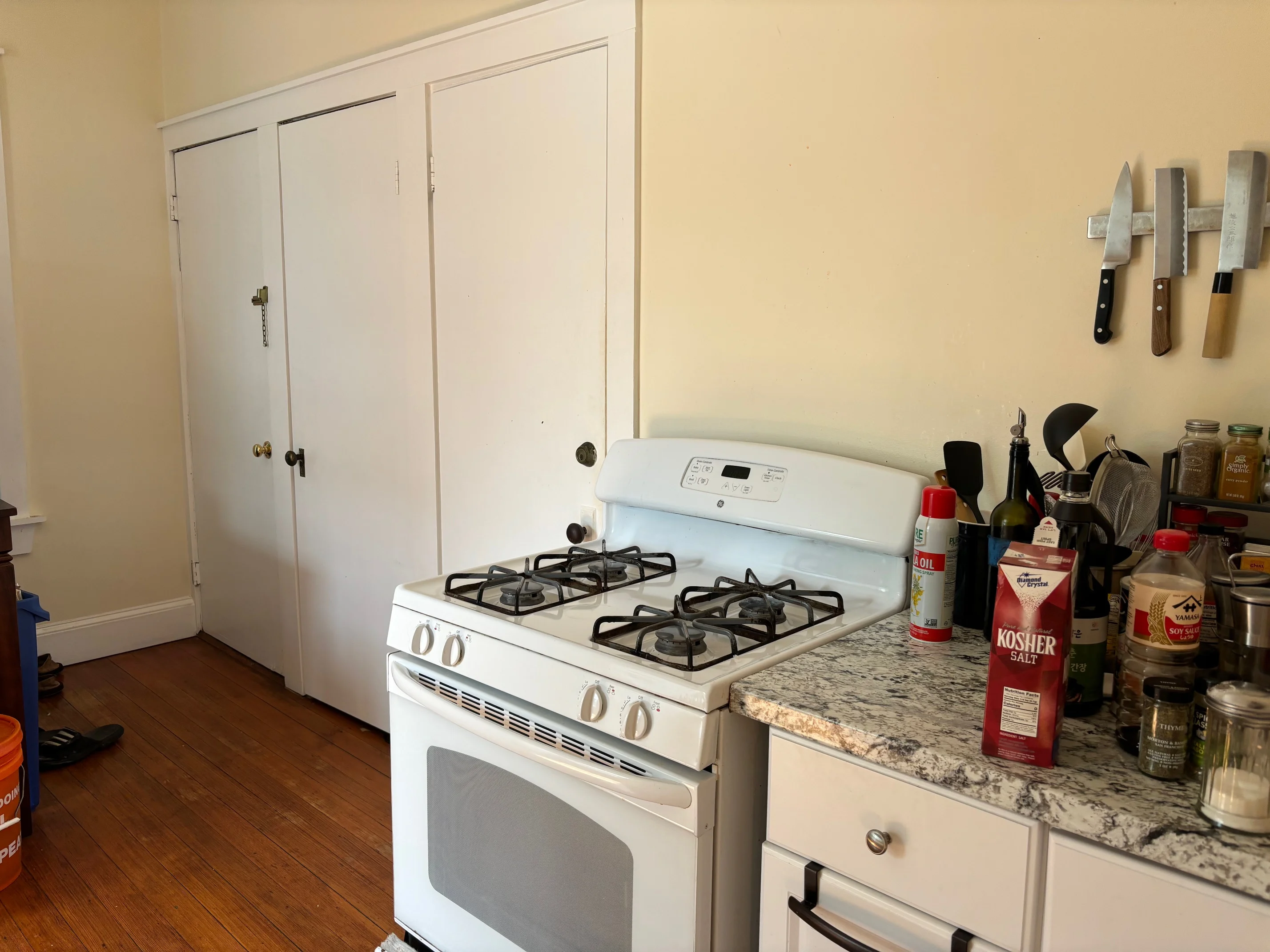1 bed, 2 bath apartment for rent at 36 Foskett St Unit B, Powder House Square — photo 8 of 33