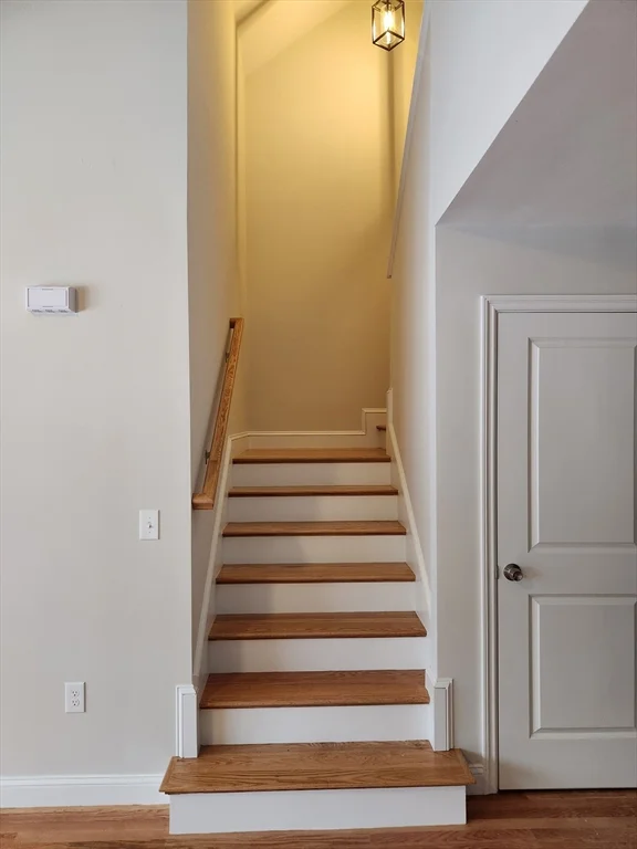 2 bed, 2 bath apartment for rent at 36 Four Seasons Dr Unit 36, Hampstead — photo 15 of 28