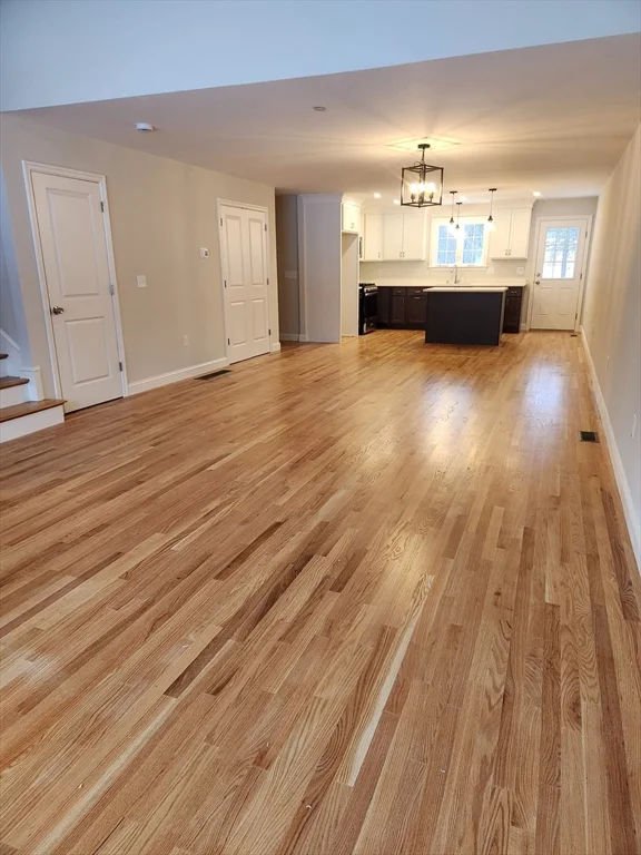 2 bed, 2 bath apartment for rent at 36 Four Seasons Dr Unit 36, Hampstead — photo 3 of 28
