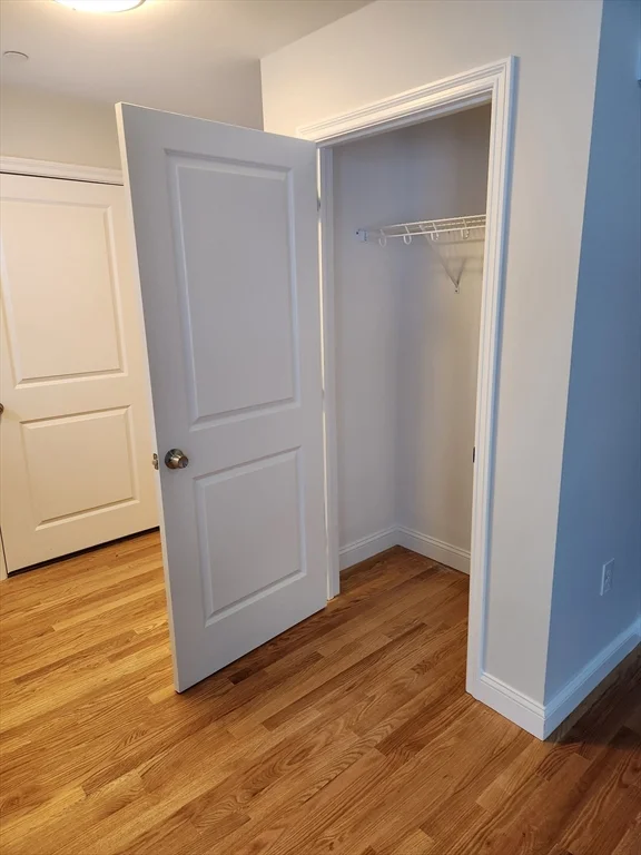 2 bed, 2 bath apartment for rent at 36 Four Seasons Dr Unit 36, Hampstead — photo 22 of 28