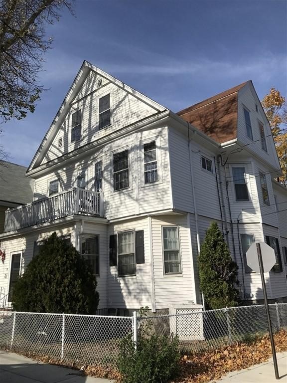 3 bed, 1 bath apartment for rent at 36 Gardena St Unit 2, Brighton
