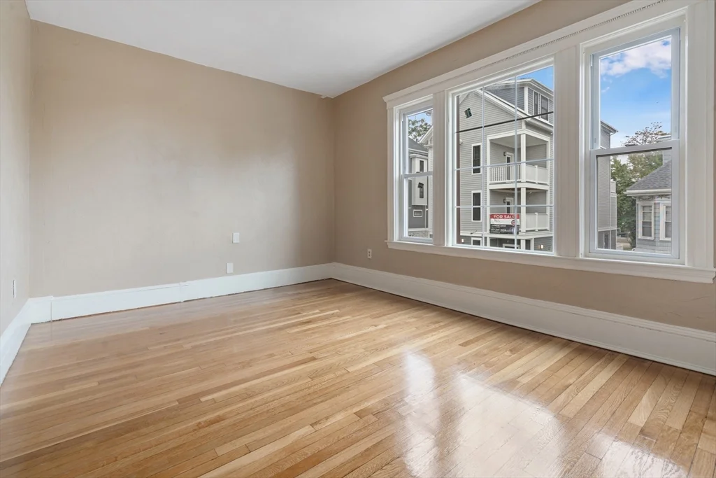 4 bed, 1 bath apartment for rent at 36 Georgia St Unit 2, Boston — photo 6 of 9