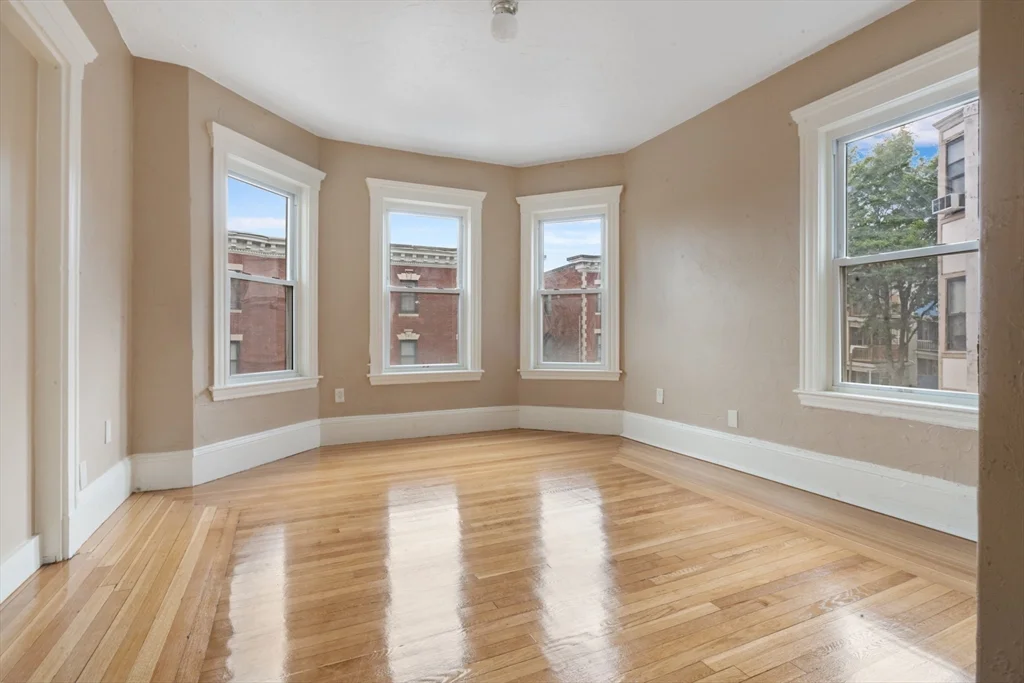 4 bed, 1 bath apartment for rent at 36 Georgia St Unit 2, Boston — photo 3 of 9