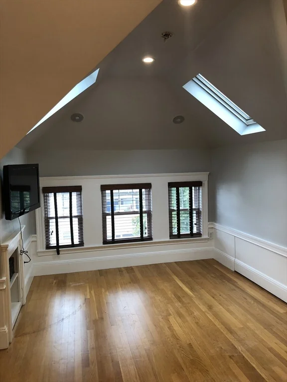1 bed, 1 bath apartment for rent at 36 Gerald Rd Unit 3, Brighton — photo 9 of 21