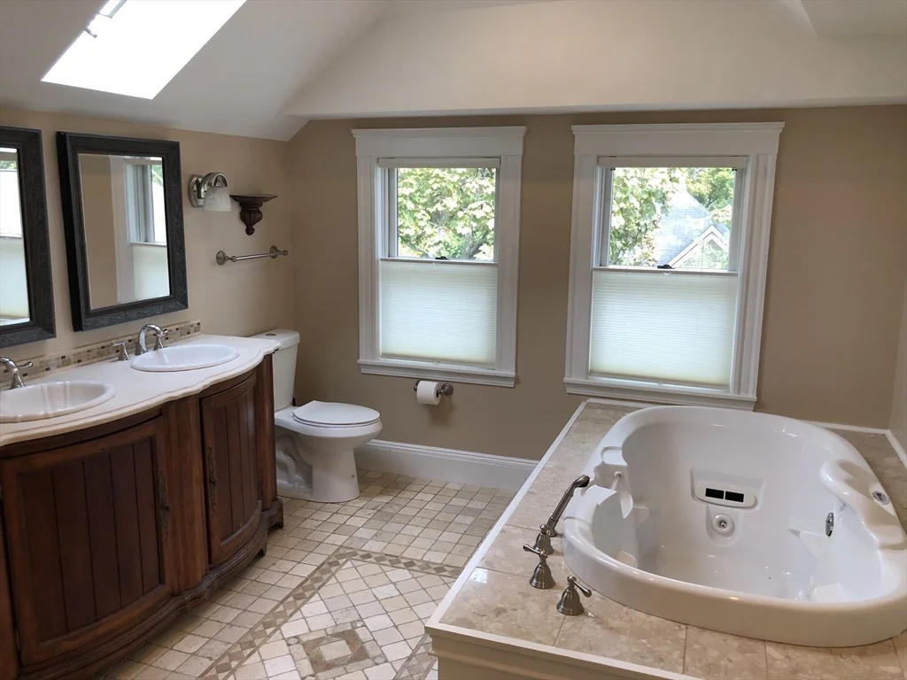 1 bed, 1 bath apartment for rent at 36 Gerald Rd Unit 3, Brighton — photo 16 of 21