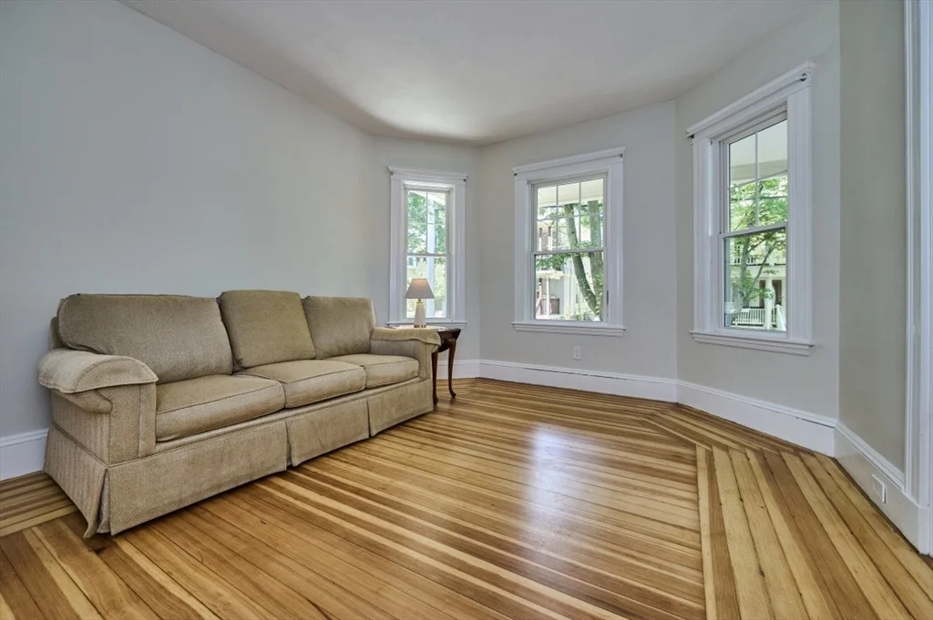 2 bed, 1 bath apartment for rent at 36 Granville Rd Unit 1, West Cambridge — photo 5 of 17