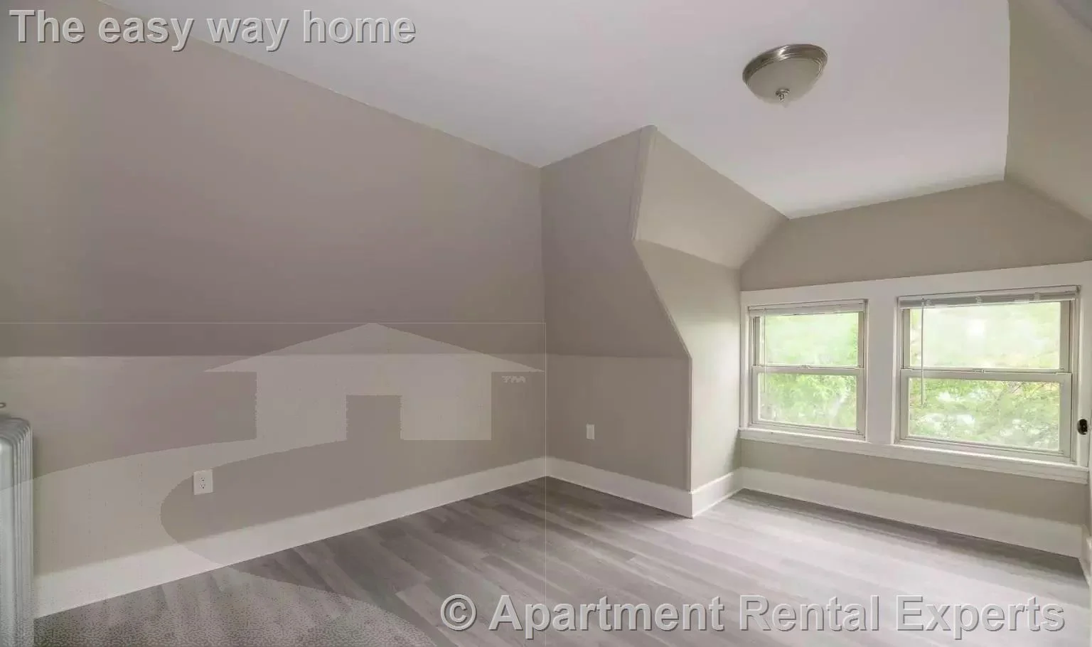 3 bed, 1 bath apartment for rent at 36 Greenville St Unit 2, Union Square — photo 2 of 18