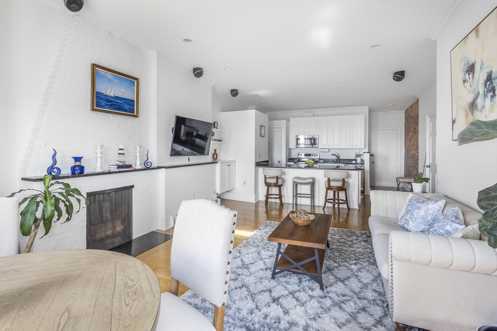 2 bed, 1 bath apartment for rent at 36 Hancock St Unit 7A, Beacon Hill — photo 11 of 36