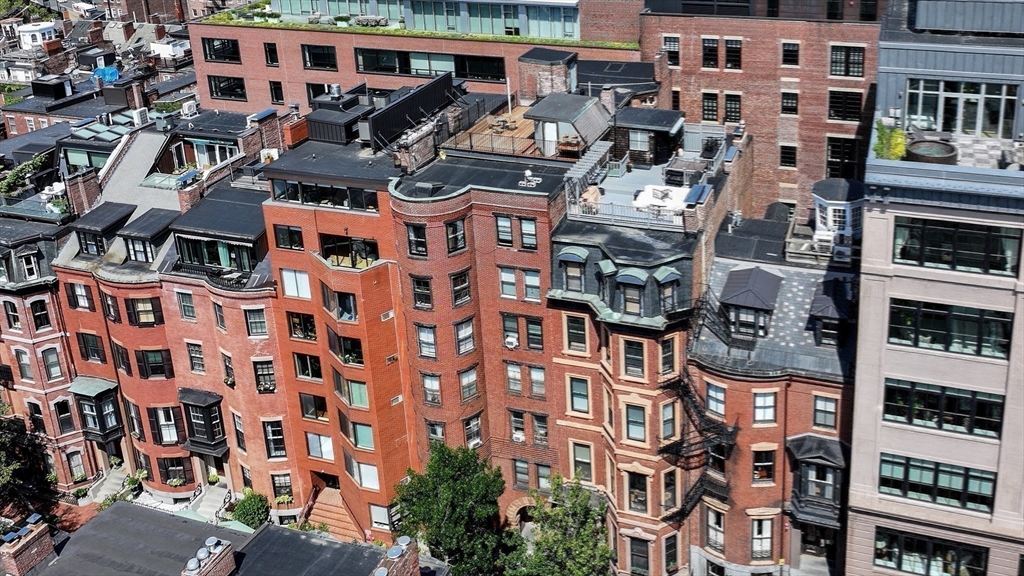 2 bed, 1 bath apartment for rent at 36 Hancock St Unit 7A, Beacon Hill — photo 3 of 36