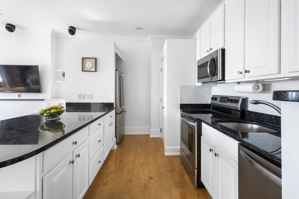 2 bed, 1 bath apartment for rent at 36 Hancock St Unit 7A, Beacon Hill — photo 17 of 36