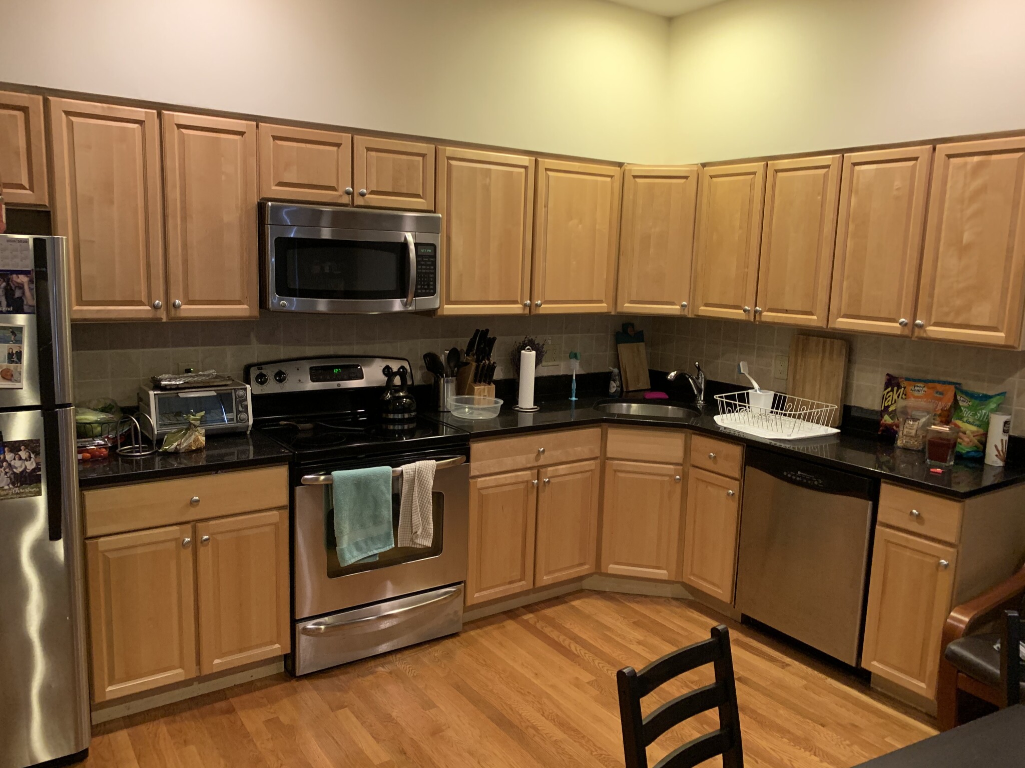 2 bed, 2 bath apartment for rent at 36 Harrison Ave Unit 22, Chinatown