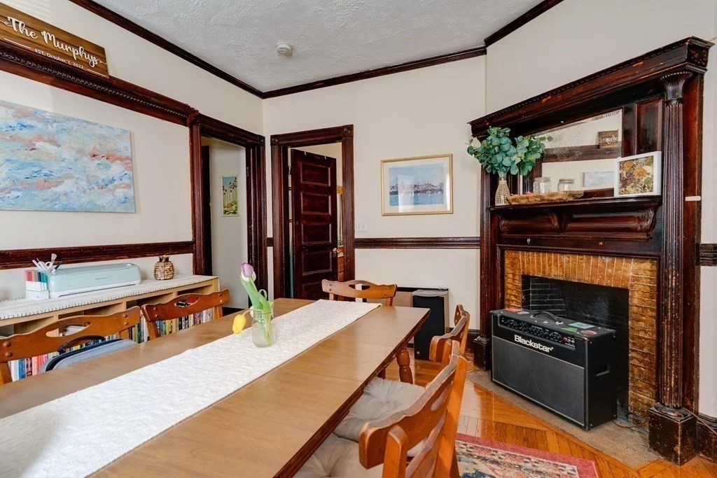 1 bed, 1 bath apartment for rent at 36 Hewlett St Unit 1, Roslindale — photo 5 of 13