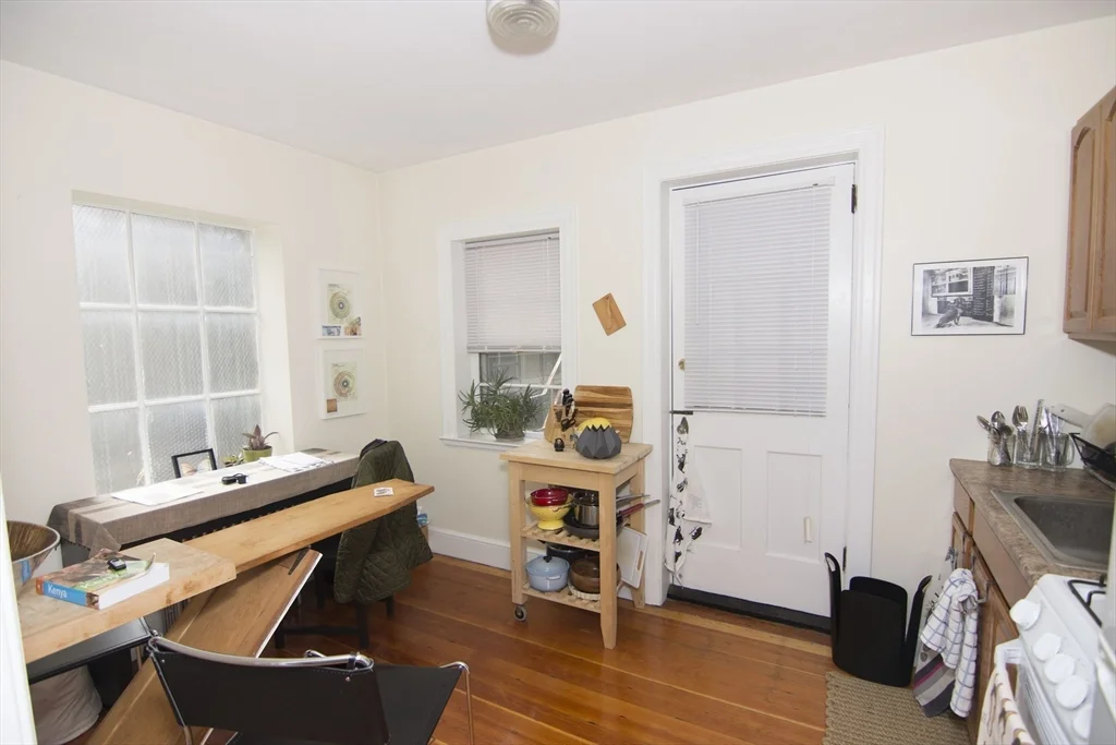 Studio bed, 1 bath apartment for rent at 36 Highland Ave Unit 29, Mid Cambridge — photo 5 of 9