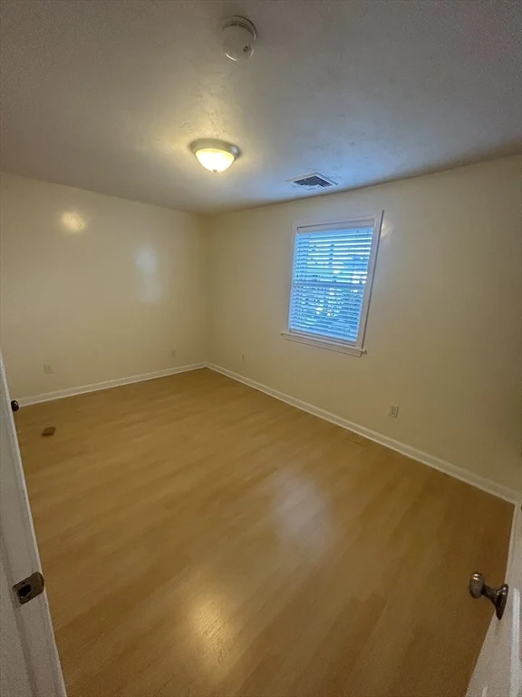 2 bed, 1 bath apartment for rent at 36 Hunting St Unit 2, East Cambridge — photo 11 of 19