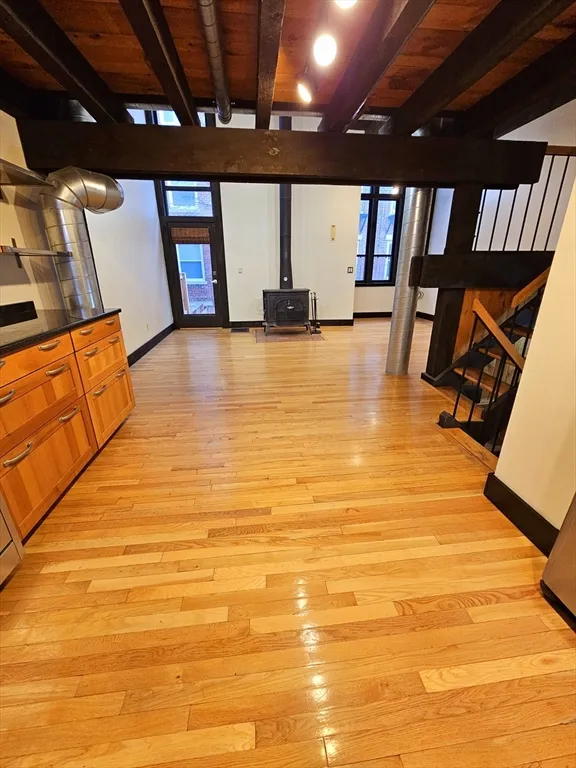 3 bed, 2 bath apartment for rent at 36 Irving St Unit 7, Mid-Cambridge — photo 2 of 15