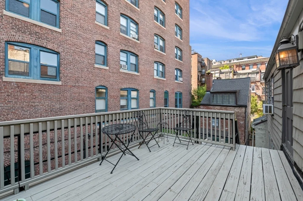 Studio bed, 1 bath apartment for rent at 36 Joy St Unit F2, Beacon Hill — photo 14 of 17