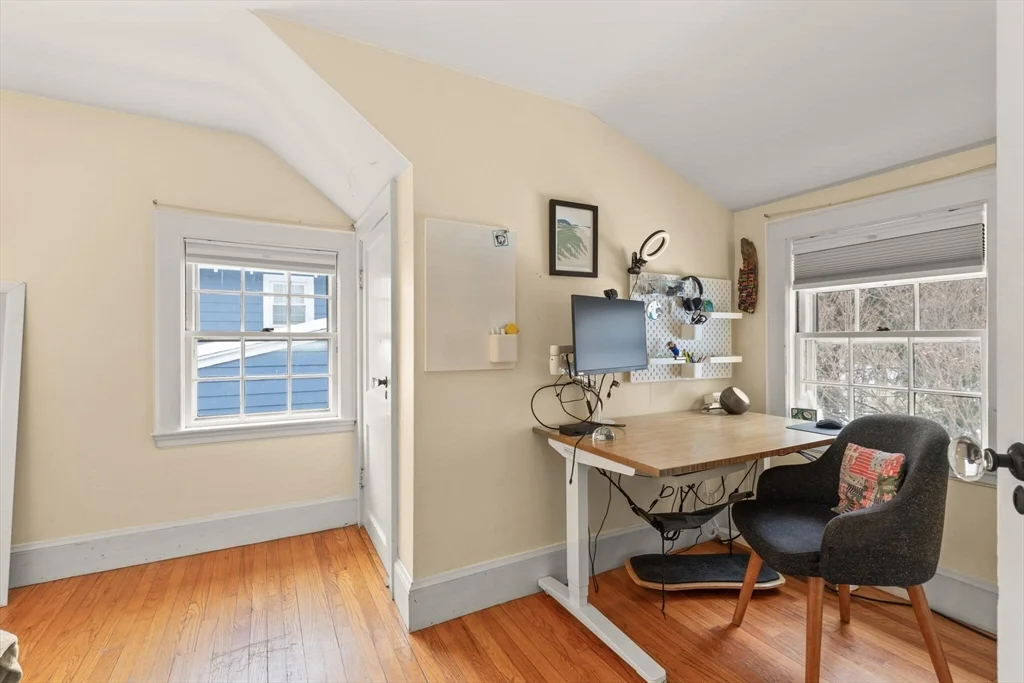 3 bed, 2 bath apartment for rent at 36 Joyce Rd, Medford — photo 21 of 29