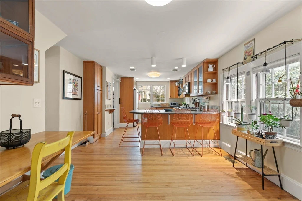 3 bed, 2 bath apartment for rent at 36 Joyce Rd, Medford — photo 11 of 29