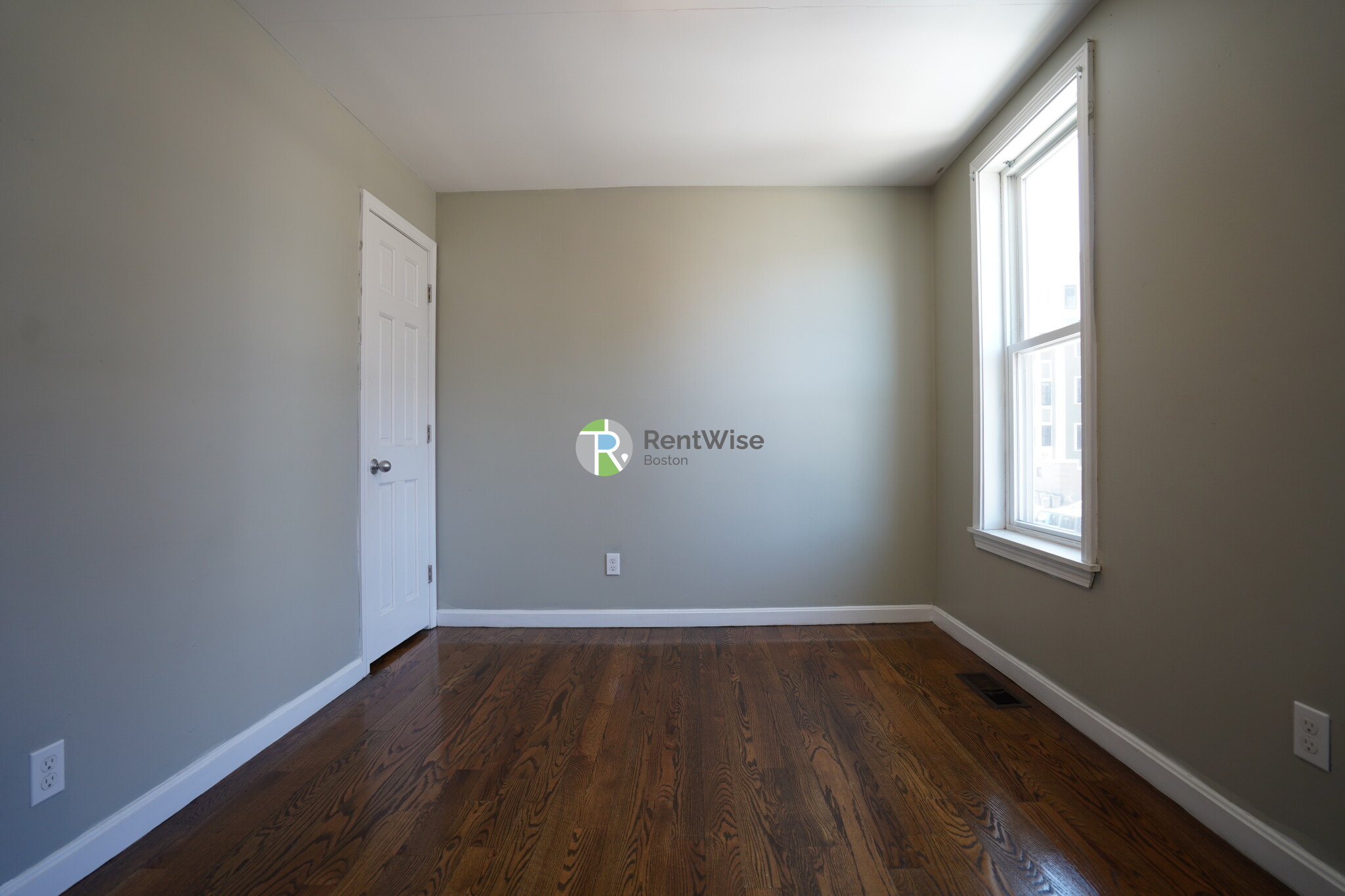 1 bed, 1 bath apartment for rent at 36 L St Unit 1, South Boston — photo 8 of 15