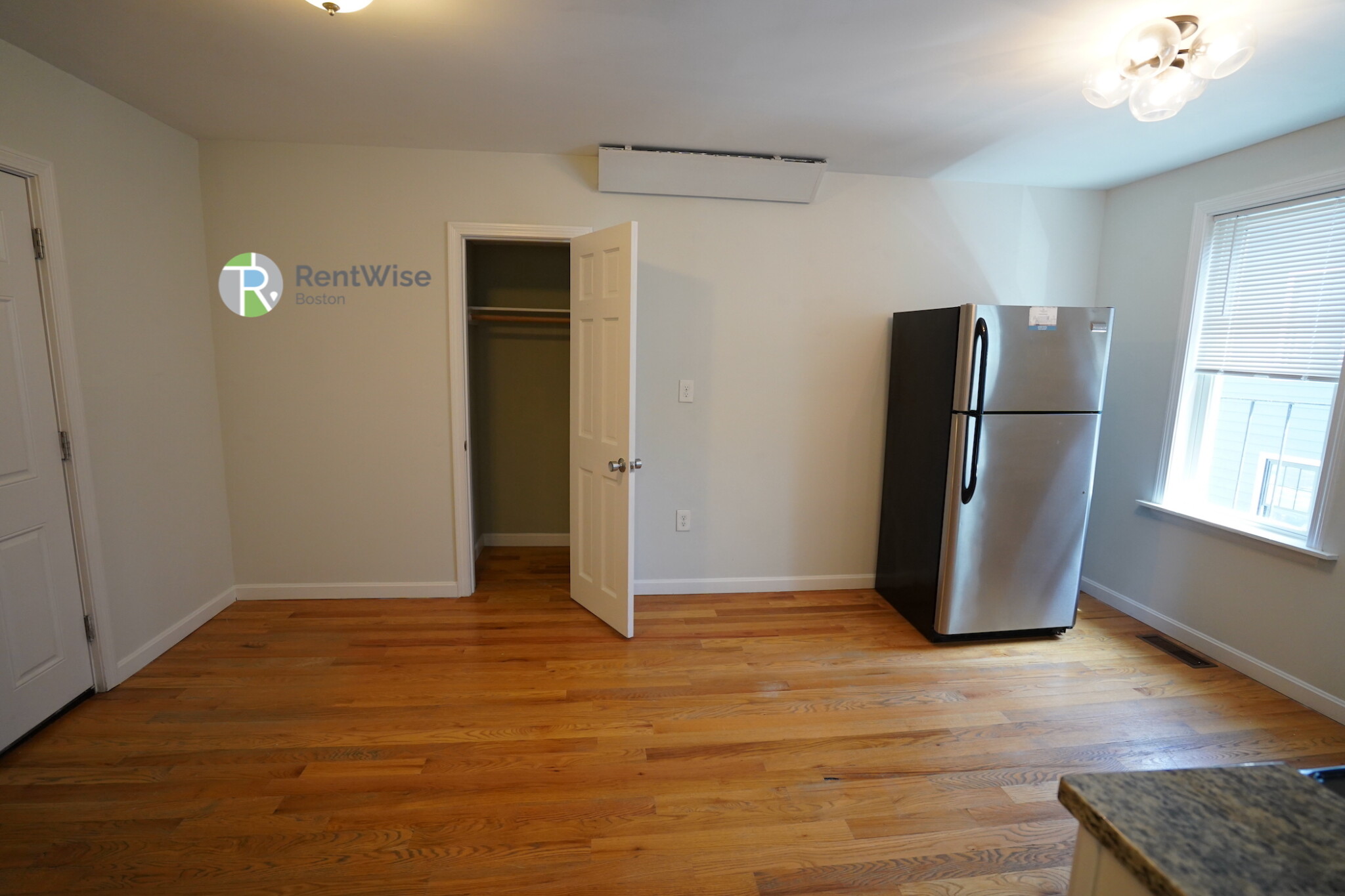 1 bed, 1 bath apartment for rent at 36 L St Unit 2, South Boston — photo 5 of 31