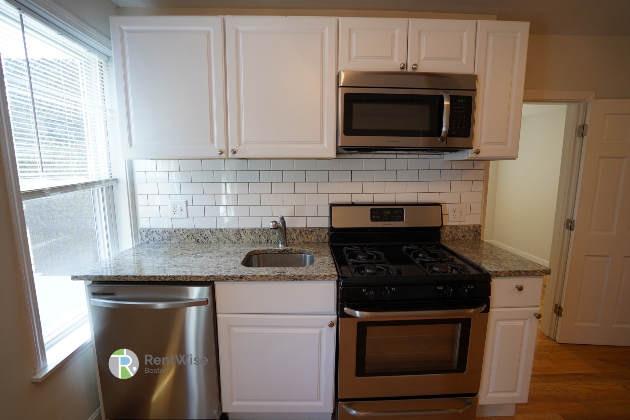 1 bed, 1 bath apartment for rent at 36 L St Unit 2, South Boston — photo 4 of 31