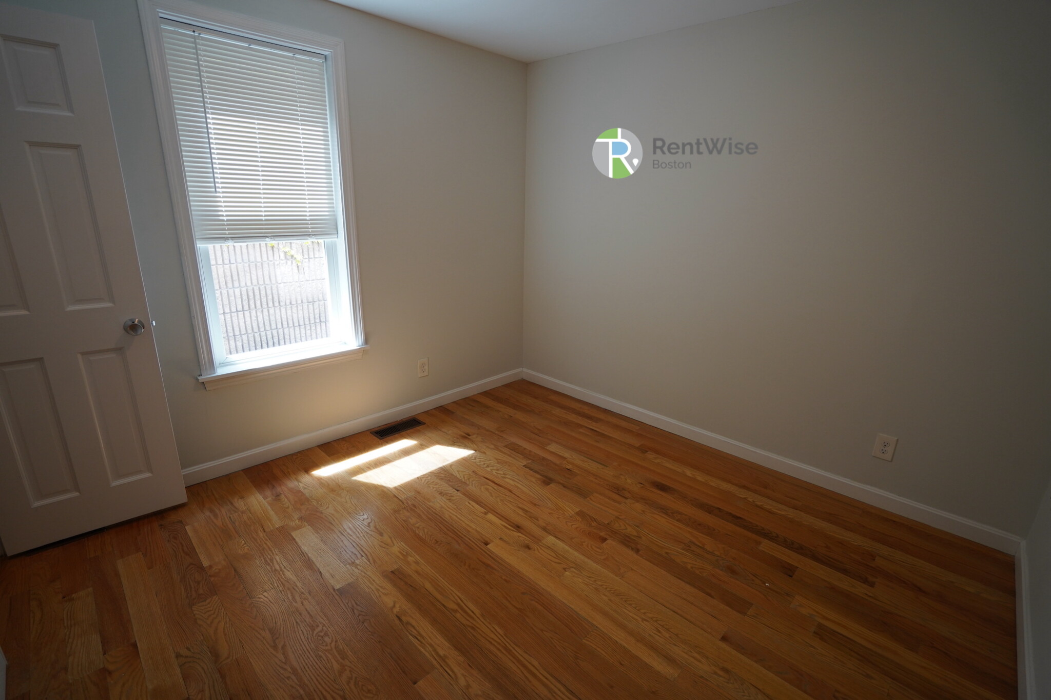 1 bed, 1 bath apartment for rent at 36 L St Unit 2, South Boston — photo 10 of 31