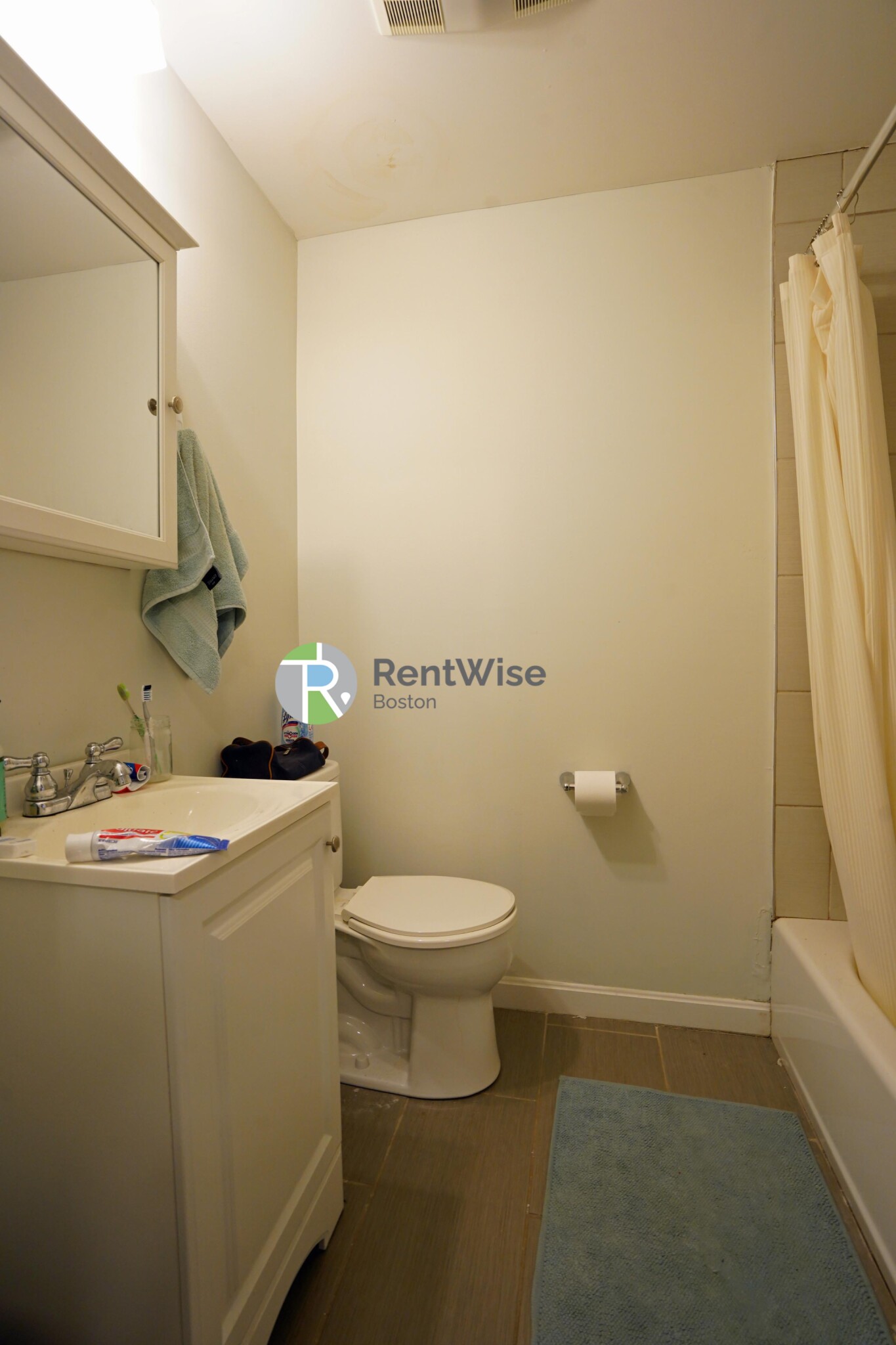 1 bed, 1 bath apartment for rent at 36 L St Unit 2, South Boston — photo 22 of 31