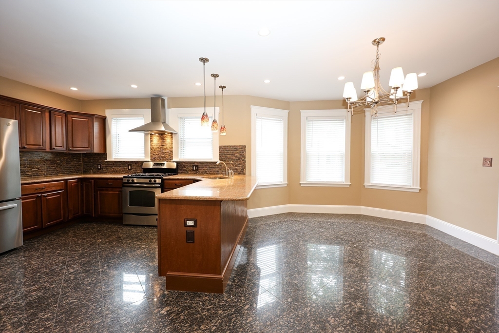 2 bed, 2 bath apartment for rent at 36 Lancaster St Unit 1, Quincy — photo 3 of 31