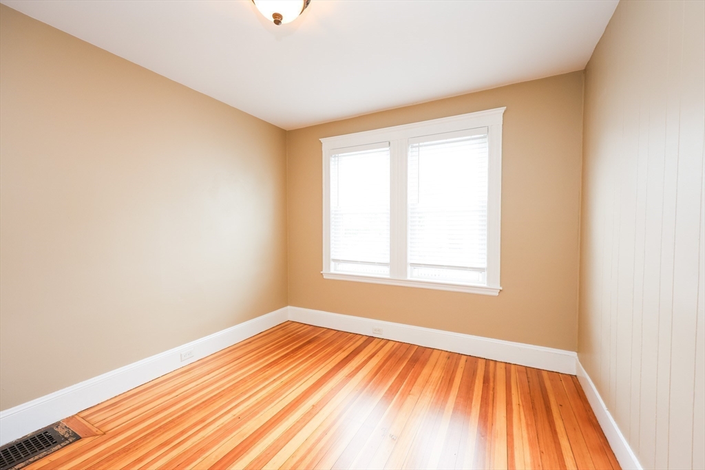 2 bed, 2 bath apartment for rent at 36 Lancaster St Unit 1, Quincy — photo 7 of 31