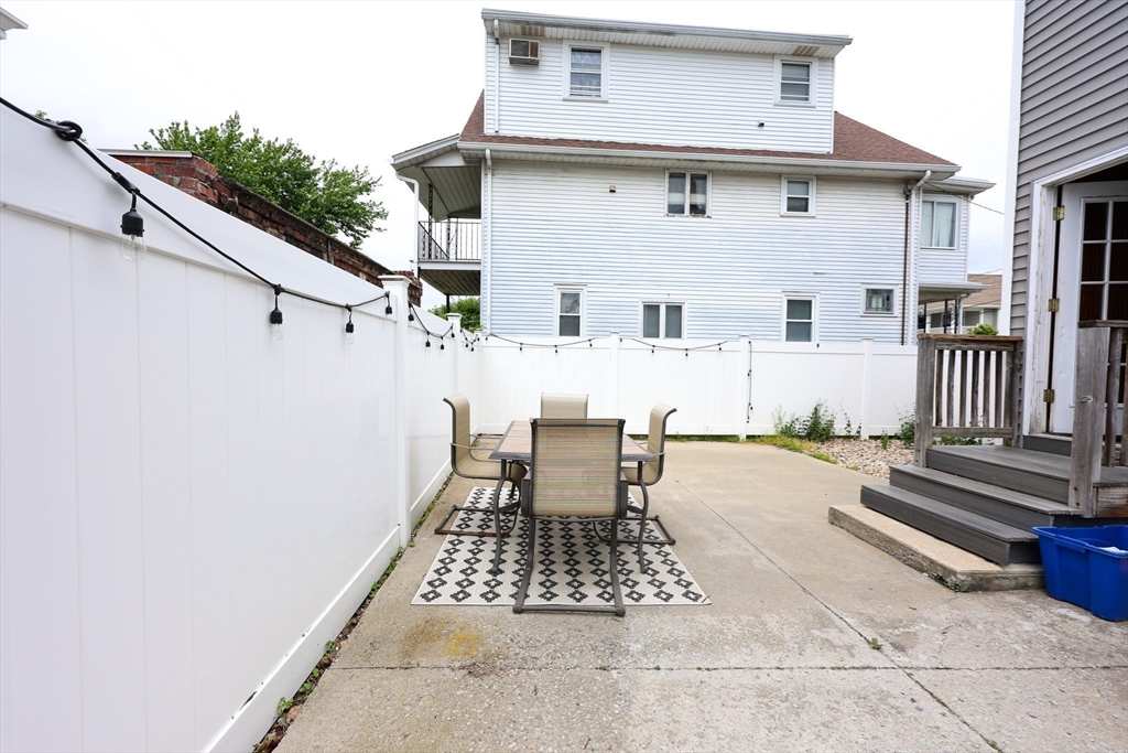 2 bed, 2 bath apartment for rent at 36 Lancaster St Unit 1, Quincy — photo 31 of 31