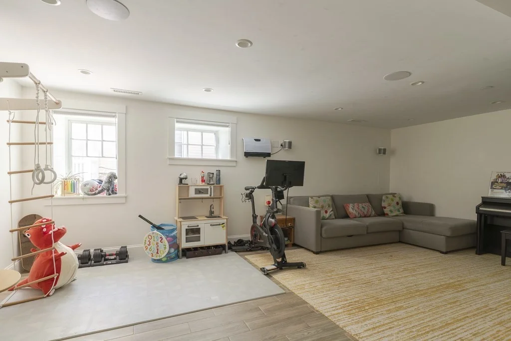 4 bed, 4+ bath apartment for rent at 36 Laurel St Unit 1, Spring Hill — photo 29 of 36