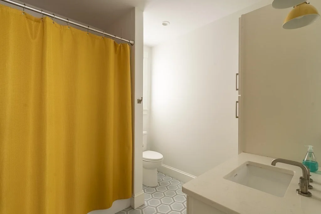 4 bed, 4+ bath apartment for rent at 36 Laurel St Unit FRONT, Spring Hill — photo 20 of 36