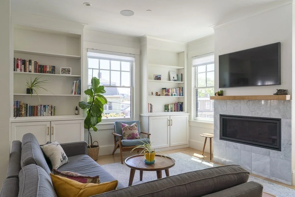 4 bed, 4+ bath apartment for rent at 36 Laurel St Unit FRONT, Spring Hill — photo 3 of 36