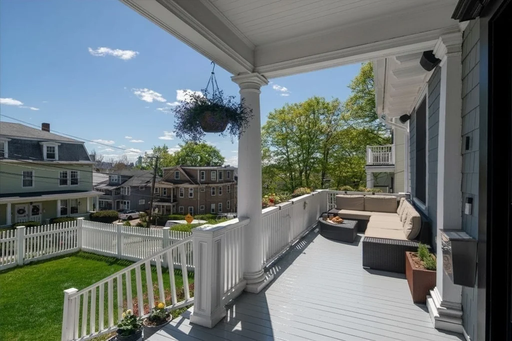 4 bed, 4+ bath apartment for rent at 36 Laurel St Unit FRONT, Spring Hill — photo 30 of 36
