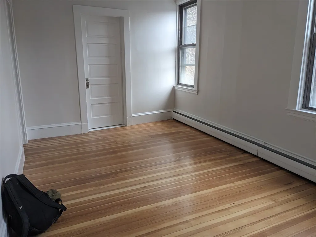 3 bed, 1 bath apartment for rent at 36 Leyden St Unit 2, East Boston — photo 5 of 9
