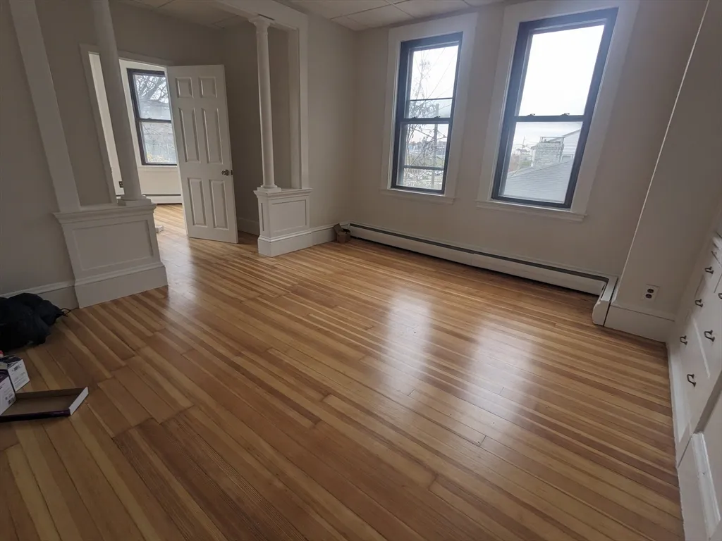 3 bed, 1 bath apartment for rent at 36 Leyden St Unit 2, East Boston — photo 2 of 9