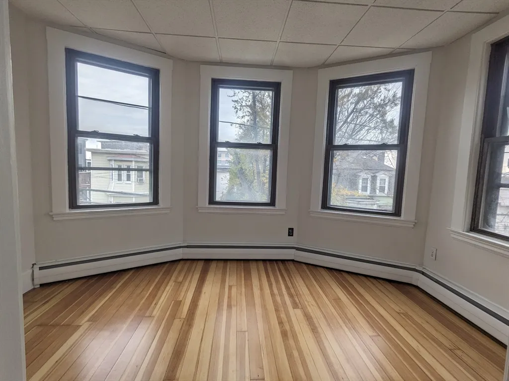 3 bed, 1 bath apartment for rent at 36 Leyden St Unit 2, East Boston — photo 4 of 9