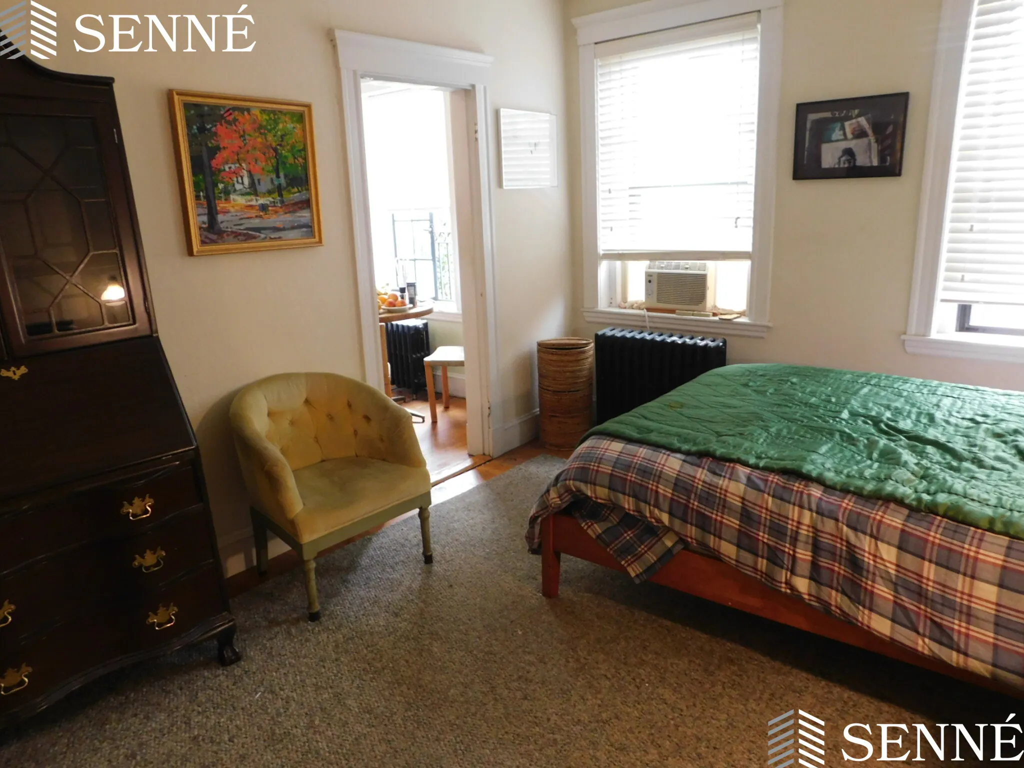Studio bed, 1 bath apartment for rent at 36 Linnaean St Unit 15, Neighborhood Nine — photo 4 of 8