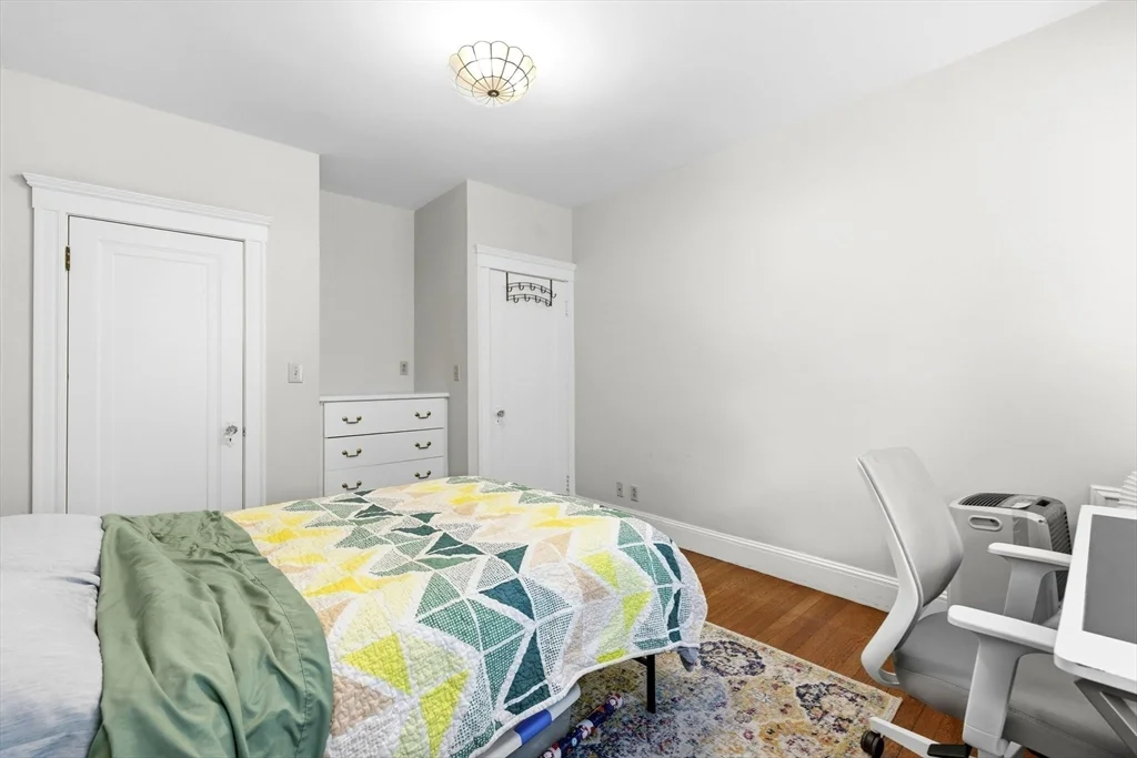 2 bed, 1 bath apartment for rent at 36 Linnaean St Unit 2, Neighborhood Nine — photo 5 of 11