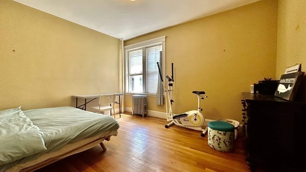 2 bed, 1 bath apartment for rent at 36 Linnaean St Unit 5, Cambridge — photo 6 of 14