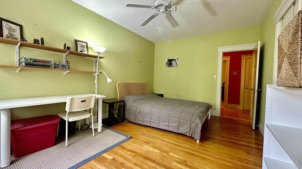 2 bed, 1 bath apartment for rent at 36 Linnaean St Unit 5, Cambridge — photo 4 of 14