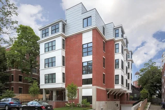 2 bed, 2 bath apartment for rent at 36 Longwood Ave Unit 2, Coolidge Corner — photo 9 of 10