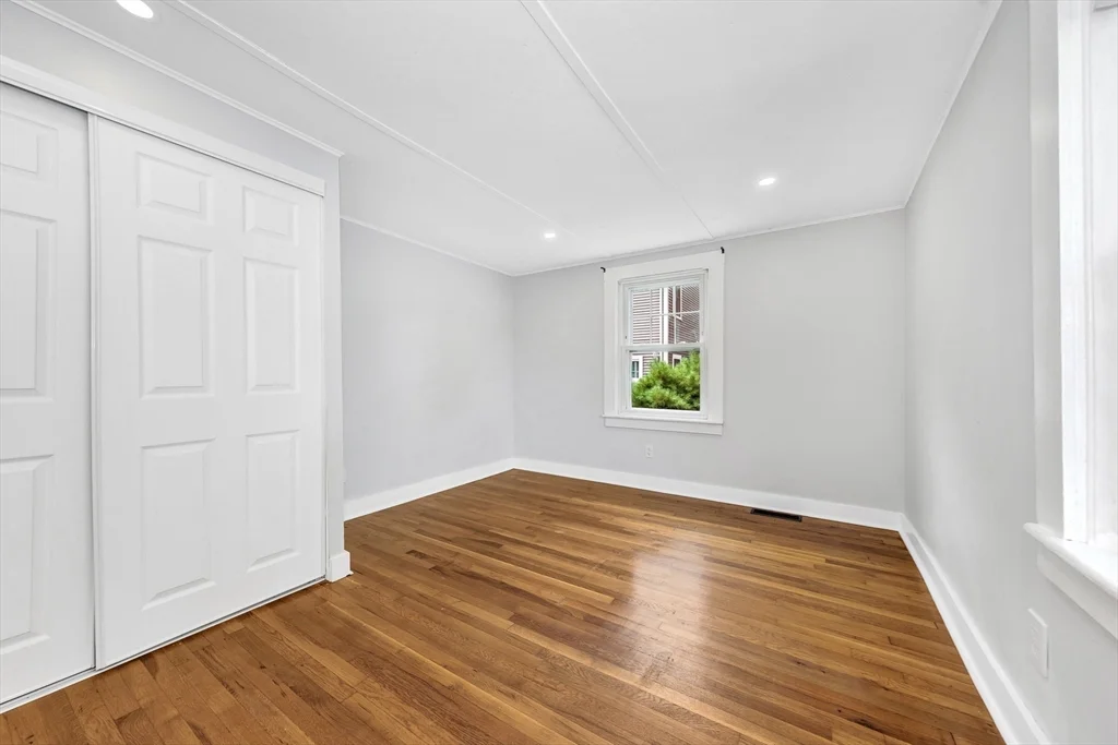 2 bed, 1 bath apartment for rent at 36 Marshall St Unit 1, Winthrop Center — photo 6 of 20